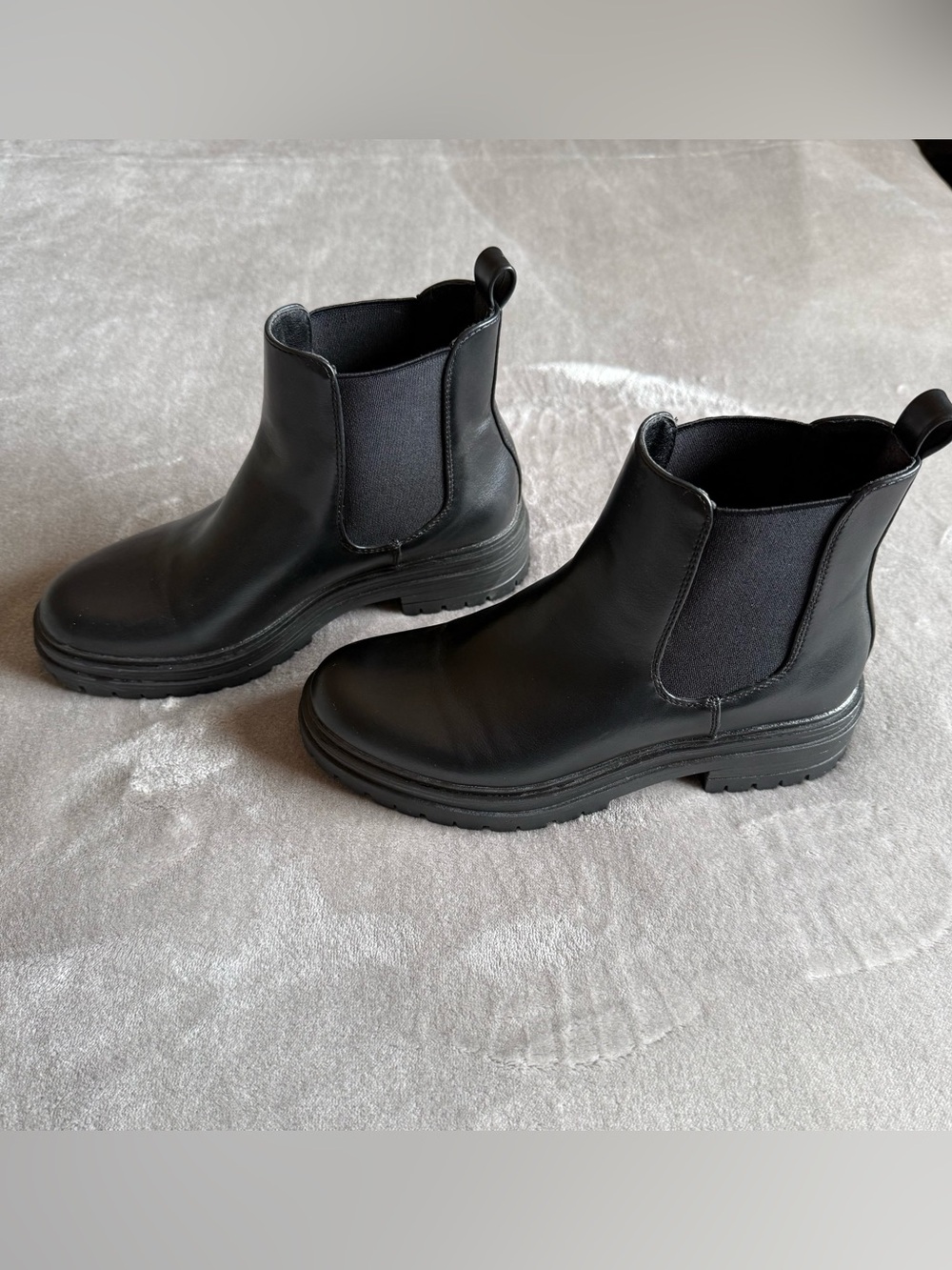 Steve Madden Black Women’s Chelsea Boots